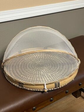 Round Woven Bamboo Food Cover with Mesh Dome